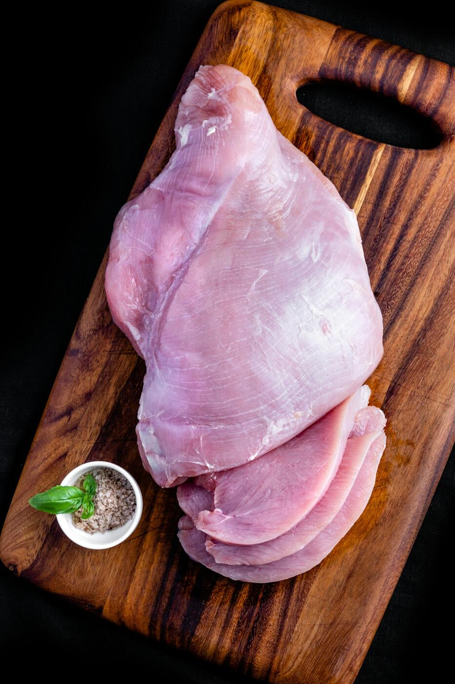 Fågel